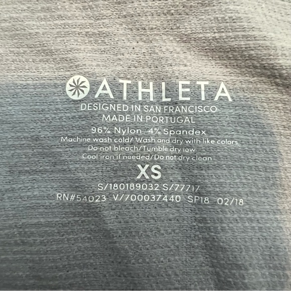 Athleta • Light Blue Gray Momentum Seamless Tank • Size XS - Picture 4 of 8
